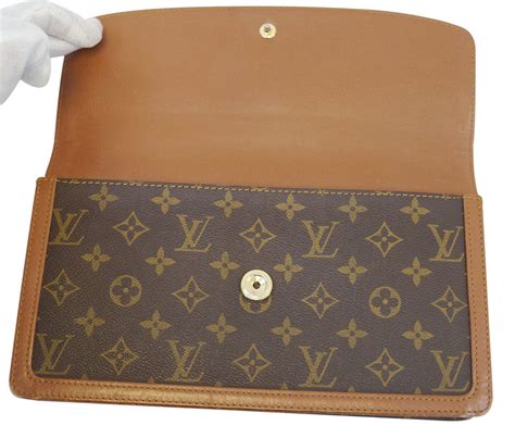 louis vuitton vintage monogram clutch|louis Vuitton Monogram pochette.